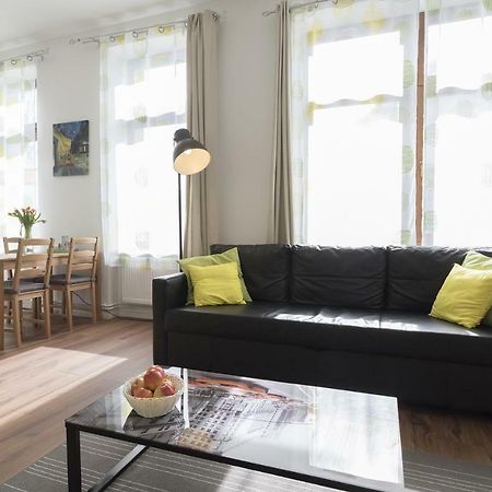 Studio Apartment Niemetzstr 51 Berlin Dış mekan fotoğraf