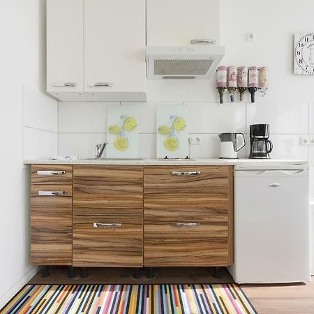Studio Apartment Niemetzstr 51 Berlin Dış mekan fotoğraf