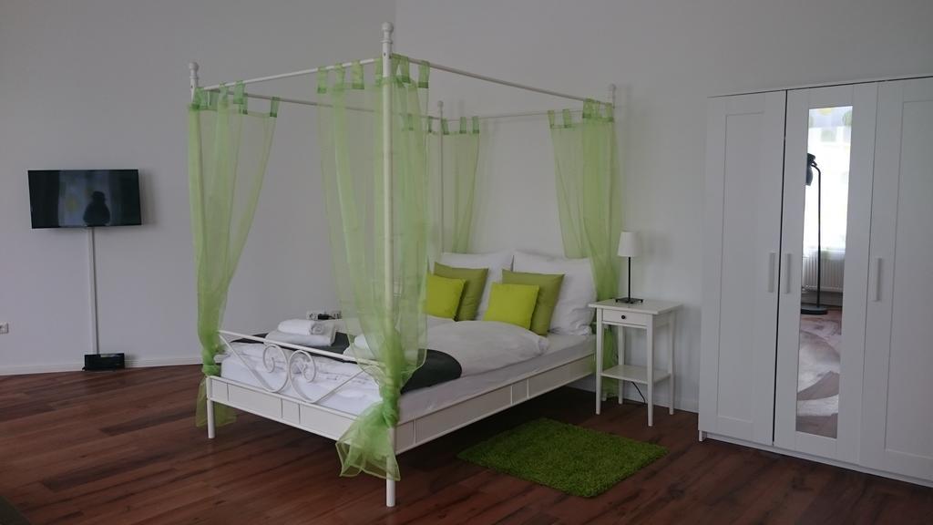 Studio Apartment Niemetzstr 51 Berlin Dış mekan fotoğraf